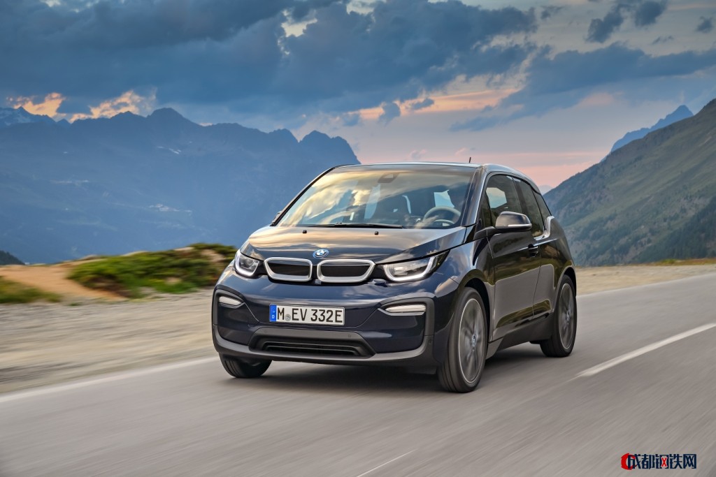02. New BMW i3.jpg