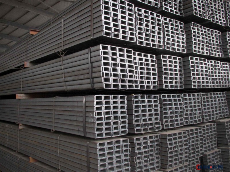捷耀钢铁现货供应Q235槽钢，镀锌槽钢仓储足，规格全，大量现货。